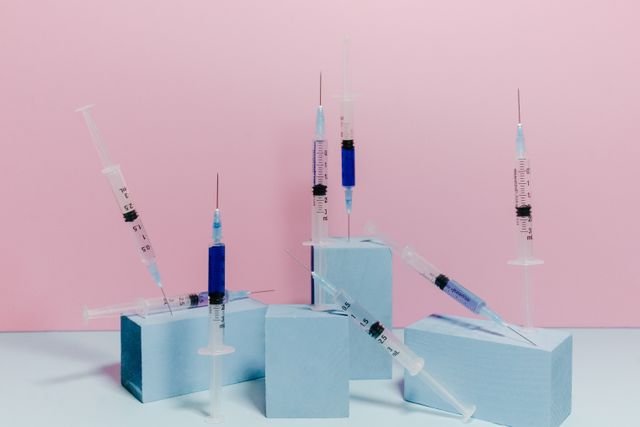 vaccination pharmacy Calgary