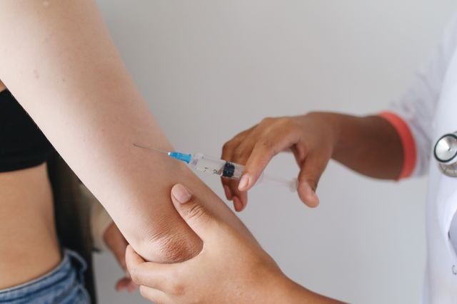 shingles vaccination Calgary